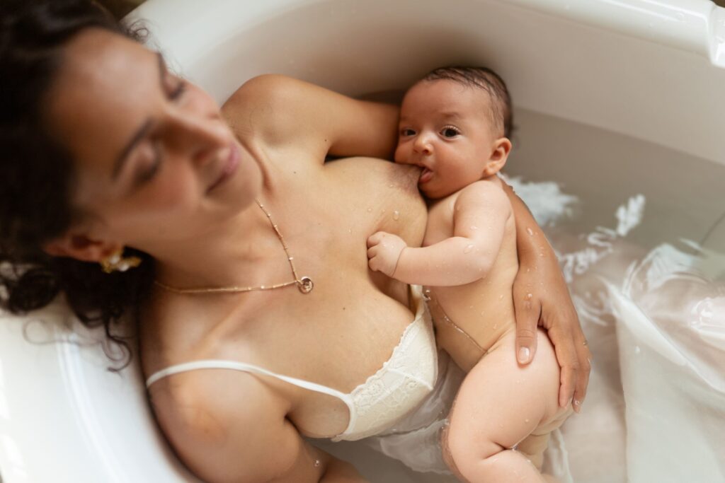 seance maman bébé bain